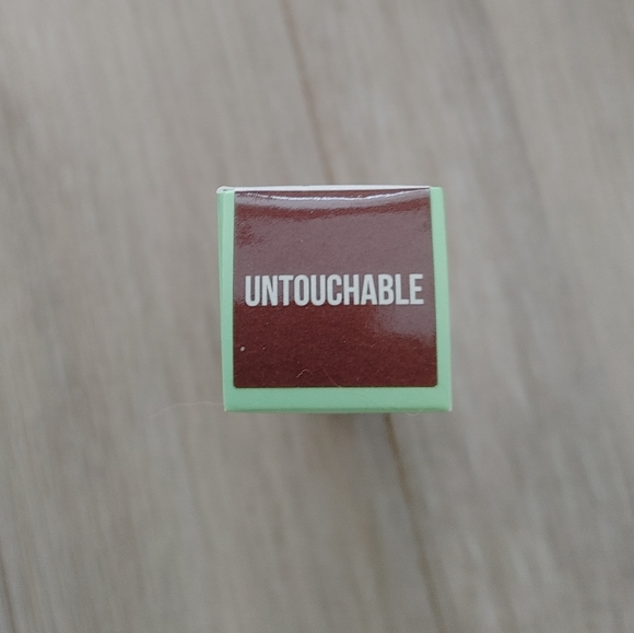 Jeffree Star Cosmetics The Gloss Untouchable Lip Gloss - Picture 7 of 12